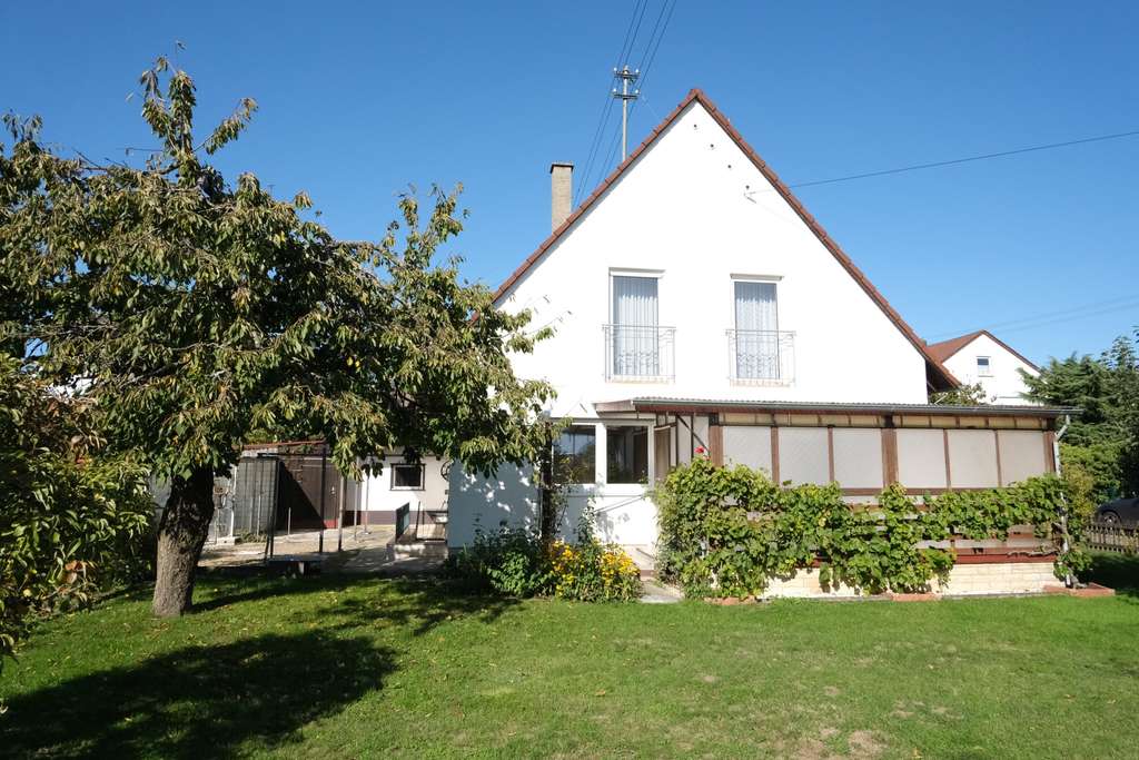 Immobilie in Blindheim - Ruhiges Familienglück: Ihr Projekt zum Wohlfühlen auf traumhaftem Gartengrundstück - Bild 4