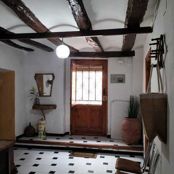 HAUS MIT HÖHLE IN BOCAIRENT