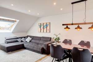Wohnen wie im eigenen Haus: Großzügige Maisonette über drei Ebenen