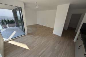 Erstbezug einer hochwertigen 2,5-Zimmer-Wohnung mit EBK, Terrasse und Garten am Stadtpark – Untere Vorstadt 11, 91275 Auerbach in der Oberpfalz – Vorschaubild 3