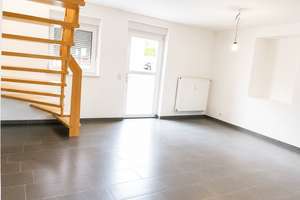 Zentral und trotzdem im Grünen! - Charmante Maisonettewohnung am Regenufer in Regensburg – 93057 Sallern-Gallingkofen, Regensburg – Vorschaubild 8