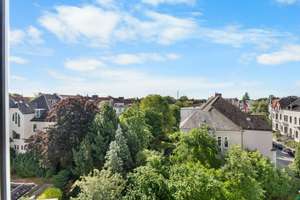Über den Dächern Schwachhausens | Stilvolle Dachgeschosswohnung im Altbremer Haus – Die vollständige Adresse der Immobilie erhältst du vom Anbieter., 28211 Gete, Bremen – Vorschaubild 11