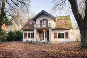 Einzigartiges historisches Villenanwesen mit parkähnlichem Grundstück am Sacrower See 