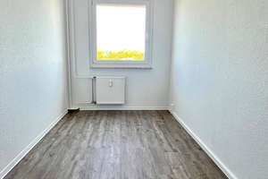 Perfekt für Sie: sofort bezugsfertige 4-Zimmerwohnung mit Balkon und Aufzug! – Spremberger Str. 24, 1239 Prohlis-Süd, Dresden – Vorschaubild 7
