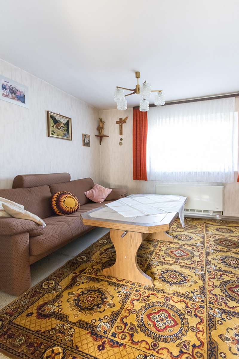 Immobilie in Sigmaringen - Bauernhaus • perfekt zum Sanieren, ca. 1.120 m² Grundstück im idyllischen Schmeiental - Bild 2