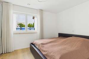 Neuwertige 4-ZKB-Erdgeschoss-Wohnung mit XXL-Terrasse, Einbauküche und Tiefgaragen-Stellplatz! – Die vollständige Adresse der Immobilie erhältst du vom Anbieter., 85053 Südost, Ingolstadt – Vorschaubild 20