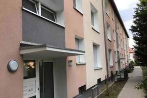 Zentrale 3-Zimmer Wohnung in Bielefeld-Sieker! – Schlangenstr. 14b, 33607 Mitte, Bielefeld – Vorschaubild 1