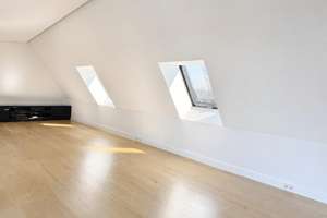 Exklusive Dachgeschoss-Maisonette – Die vollständige Adresse der Immobilie erhältst du vom Anbieter., 80335 Dom Pedro, München – Vorschaubild 7