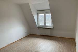 Wohnen mit Charakter: Großzügige 4-Zimmer-Dachgeschosswohnung in Mannheim – Lortzingstr. 31, 68169 Neckarstadt-West, Mannheim – Vorschaubild 3