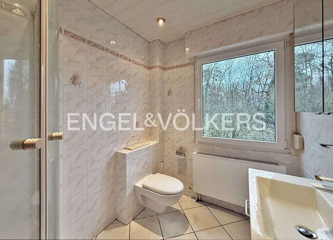 Immobilie in Usingen - Einfamilienhaus mit 7 Zimmern in Waldrandlage - Bild 17