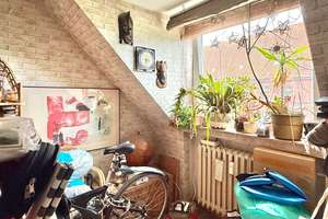 Attraktive Dachgeschosswohnung- aktuell vermietet, künftig flexibel nutzbar – Die vollständige Adresse der Immobilie erhältst du vom Anbieter., 40229 Eller, Düsseldorf – Vorschaubild 1