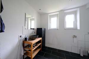 Wohnhaus mit kleinem Garten in beliebter Lage – Die vollständige Adresse der Immobilie erhältst du vom Anbieter., 42657 Burg/Höhscheid, Solingen – Vorschaubild 15