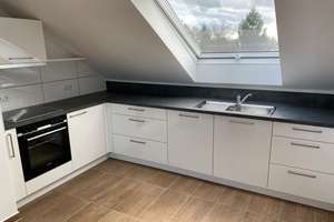 Exklusive Dachgeschosswohnung – hochwertig saniert mit Einbauküche und Klimaanlage – Deichstr 4, 67069 Edigheim, Ludwigshafen am Rhein – Vorschaubild 7