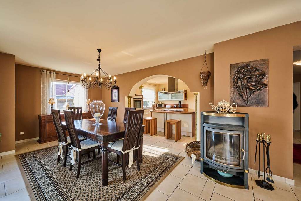 Immobilie in Mintraching - Mehr als nur ein Haus: Hier wachsen Familien und Träume - mit Einliegerwohnung! - Bild 3