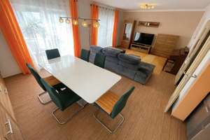 Berlin-Biesdorf: Stilvolle Stadtvilla auf 490 m² GST inkl. Terrasse & Garten in ruhiger Wohnlage ! – Die vollständige Adresse der Immobilie erhältst du vom Anbieter., 12683 Biesdorf, Berlin – Vorschaubild 8