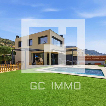 HAUS MIT POOL UND HOCHWERTIGEN AUSSTATTUNGEN MIT PANORAMABLICK