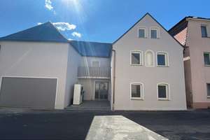 Neuwertiges 8-Zimmer Einfamilienhaus in Konnersreuth mit 200 m² Wfl. – Winkl 1, 95692 Konnersreuth – Vorschaubild 1