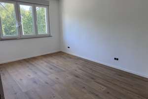 Großzügige, kernsanierte 4-Zimmer-Wohnung im Obergeschoss eines  Dreifamilienhauses in ruhiger Lage! – Lindenbachstr. 98, 70499 Weilimdorf (Ortsteil), Stuttgart – Vorschaubild 9