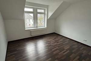 Vollvermietetes und großes MFH mit Balkonen und Stellplätzen in guter und ruhiger Lage! – Die vollständige Adresse der Immobilie erhältst du vom Anbieter., 9130 Sonnenberg, Chemnitz – Vorschaubild 12
