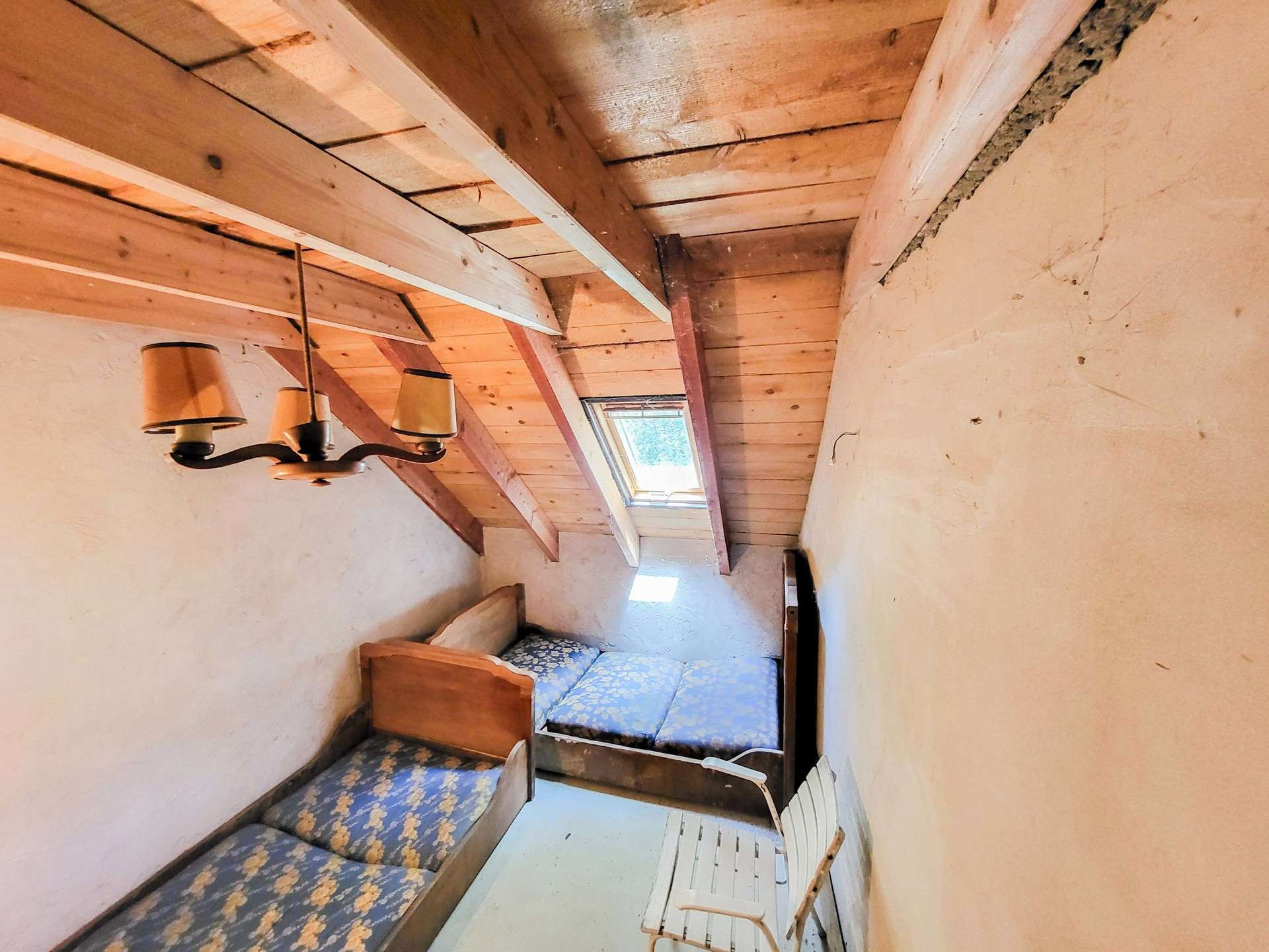 Immobilie in Hellenhahn-Schellenberg - Fachwerkhaus mit Charme und Potenzial – Handwerkertraum auf großem Grundstück in Seck - Bild 10