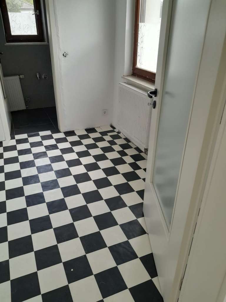 Immobilie in Lauf an der Pegnitz - 2-Zimmer-Wohnung mit Staffelmiete & Garage – attraktive Kapitalanlage in Lauf - Bild 3