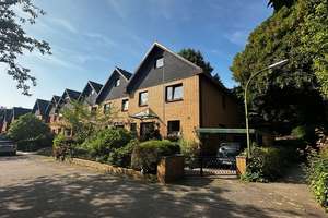 Großzügiges Familien-Stadthaus mit real geteiltem Grundstück nahe Poppenbüttel-Markt – Die vollständige Adresse der Immobilie erhältst du vom Anbieter., 22399 Poppenbüttel, Hamburg – Vorschaubild 19