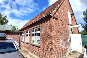 Zweifamilienhaus mit Werkstatt in zentraler Lage. – Die vollständige Adresse der Immobilie erhältst du vom Anbieter., 24768 Rendsburg – Vorschaubild 4