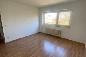 schöne 2 ZKB Wohnung im 3.OG *ab sofort* zu vermieten WBS erforderlich! – Timmersfeld 33, 42899 Remscheid – Vorschaubild 3