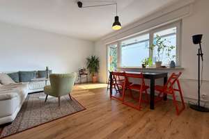 S-West: Helle 4-Zi.-Whg. mit großem Balkon in ruhiger Lage – Die vollständige Adresse der Immobilie erhältst du vom Anbieter., 70174 Rosenberg, Stuttgart – Vorschaubild 2