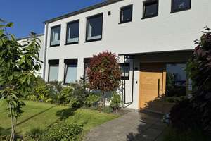 Schönes Haus  in Aachen-Hanbruch mit großem Garten  – Die vollständige Adresse der Immobilie erhältst du vom Anbieter., 52074 Hanbruch, Aachen – Vorschaubild 3