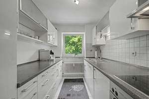 Sonnige 3-Zimmer-Wohnung mit Balkon & Carport – Die vollständige Adresse der Immobilie erhältst du vom Anbieter., 70599 Plieningen (Ortsteil), Stuttgart – Vorschaubild 3