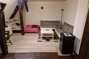 1-Zimmer-Dachgeschosswohnung mit EBK und Tageslichtbad in Pforzheim Nordstadt - Nichtraucher -