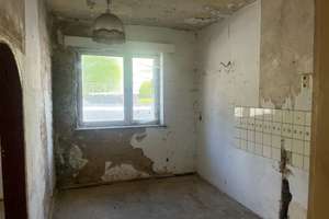 Charmantes Gründerzeit-Mehrfamilienhaus mit zeitloser Eleganz und Potenzial. – Die vollständige Adresse der Immobilie erhältst du vom Anbieter., 9125 Erfenschlag, Chemnitz – Vorschaubild 4