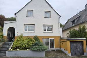 Geräumiges Einfamilienhaus mit Garage in Bullay – Bergstraße 62, 56859 Bullay – Vorschaubild 2