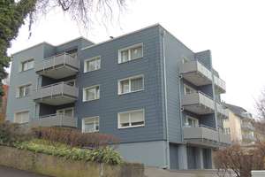 KOMPLETT RESTAURIERTE 2-ZIMMER-WOHNUNG MIT BALKON IM ERDGESCHOSS EINES GEPFLEGTEN MEHRFAMILIENHAUS – Loborner Straße 25, 42859 Blumental, Remscheid – Vorschaubild 2