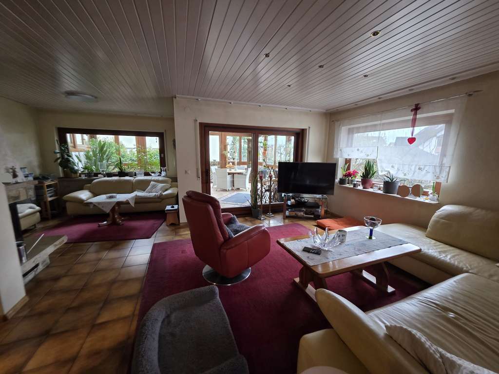 Immobilie in Iffezheim - +++ großes & charmantes 1-Familienhaus + Zwei Garagen + ruhige Lage von Iffezheim +++ - Bild 3