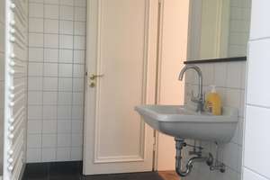 Stilvolle, helle, ruhige Altbauwohnung im Südviertel von Essen – Die vollständige Adresse der Immobilie erhältst du vom Anbieter., 45128 Südviertel, Essen – Vorschaubild 22