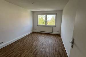 S-Bahn&Badesee&Wohngenuß im Grünen, Homeoffice/Pendeln(30Min. LEIPZIG), hilfsbereite Nachbarn, EBK – Straße des Friedens 38, 4552 Borna – Vorschaubild 2