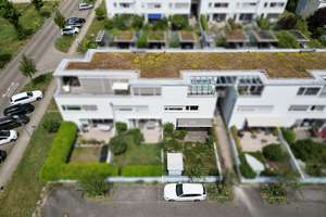 Wohnglück auf zwei Ebenen: Gepflegtes 4-Zimmer-Reihenhaus mit Terrasse in Karlsruhe-Neureut – Die vollständige Adresse der Immobilie erhältst du vom Anbieter., 76149 Neureut, Karlsruhe – Vorschaubild 39
