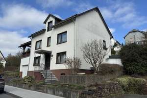 Großes Einfamilienhaus in Siegen-Geisweid – Im Wiesental 14, 57078 Geisweid, Siegen – Vorschaubild 3