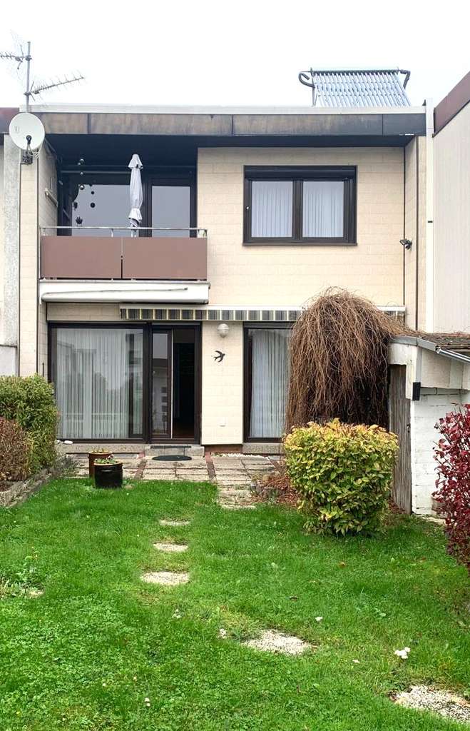 Reihenmittelhaus mit moderner Technik & Gestaltungsfreiheit