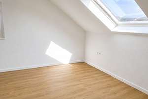Lebendig wohnen in Bielefeld: 3-Zimmer-Dachgeschosswohnung – 33647 Brackwede, Bielefeld – Vorschaubild 6