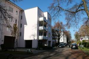 Sonnige 2-Zimmer-Wohnung mit Balkon und EBK in Regensburg