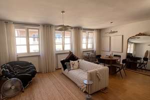 Charming 1-Room Apartment in the Heart of Nürnberg Altstadt | 45 m² | €745 Warm | Available 1 Nov