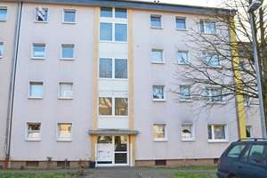Hier lebt es sich gern! moderne 3-Raum Wohnung mit Balkon in
Duisburg-Overbruch ! – Memeler Straße 36, 47178 Overbruch, Duisburg – Vorschaubild 11