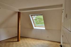 Charmante 3,5-Zimmer-Dachgeschosswohnung in denkmalgeschütztem Haus in ruhiger Lage – Die vollständige Adresse der Immobilie erhältst du vom Anbieter., 44799 Wiemelhausen, Bochum – Vorschaubild 11