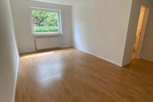 Großzügige 4-Zimmer-Eigentumswohnung in ruhiger Lage von Bothfeld. Ihr neues Zuhause im Grünen! – Die vollständige Adresse der Immobilie erhältst du vom Anbieter., 30659 Bothfeld, Hannover – Vorschaubild 7