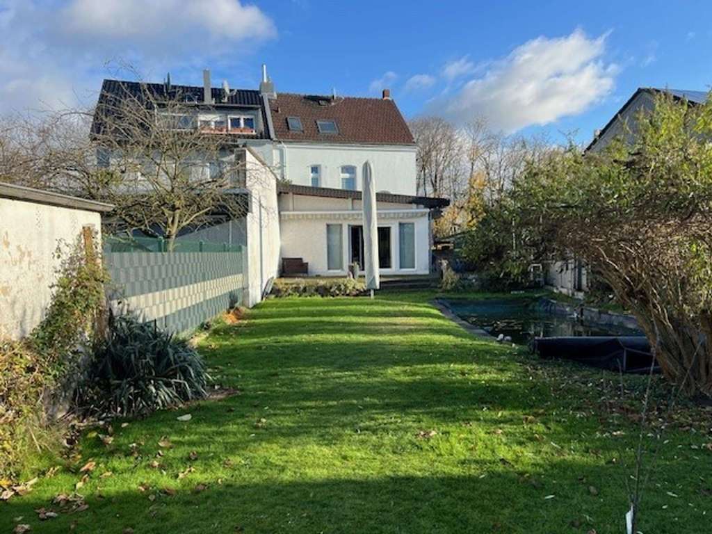 Haus mit Einliegerwohnung in Zentrumsnähe