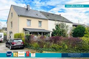 Detzem: Stilvoll modernisiertes Einfamilienhaus mit schönem Garten und Stellplätzen – Die vollständige Adresse der Immobilie erhältst du vom Anbieter., 54340 Detzem – Vorschaubild 1