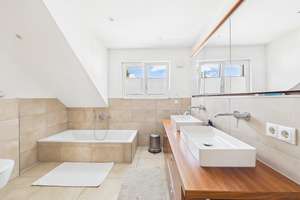 Modernes Zuhause mit Stil, Komfort und durchdachten Details in begehrter Wohnlage von Ergolding – Die vollständige Adresse der Immobilie erhältst du vom Anbieter., 84030 Ergolding – Vorschaubild 15